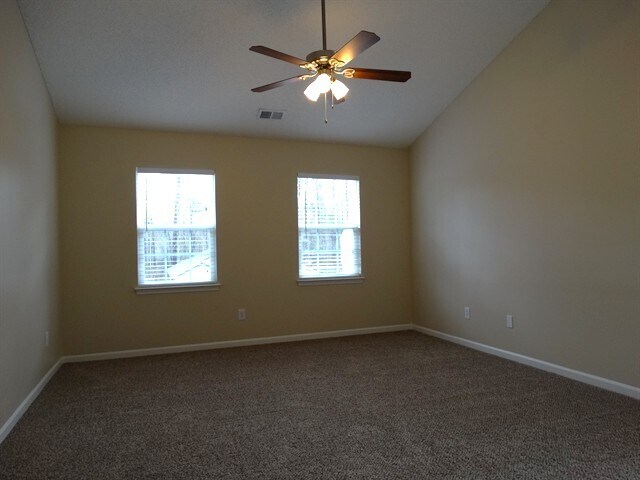 Building Photo - 1655 Summit Ridge Ln