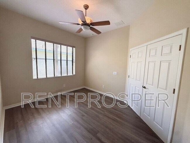 Building Photo - 129 Crepe Myrtle Dr