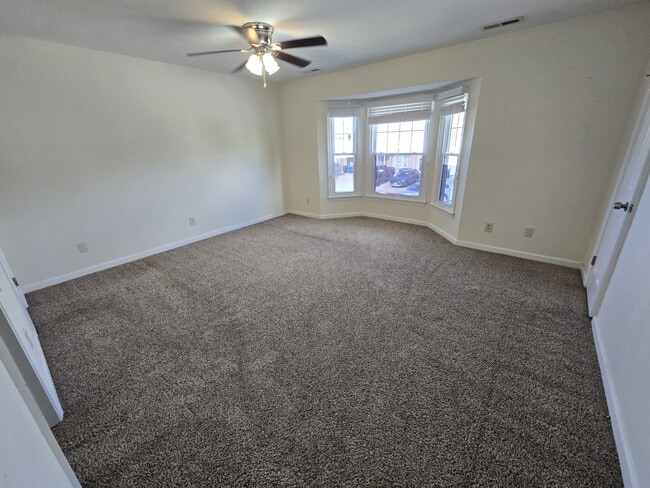 Building Photo - 166 Majestic Cir