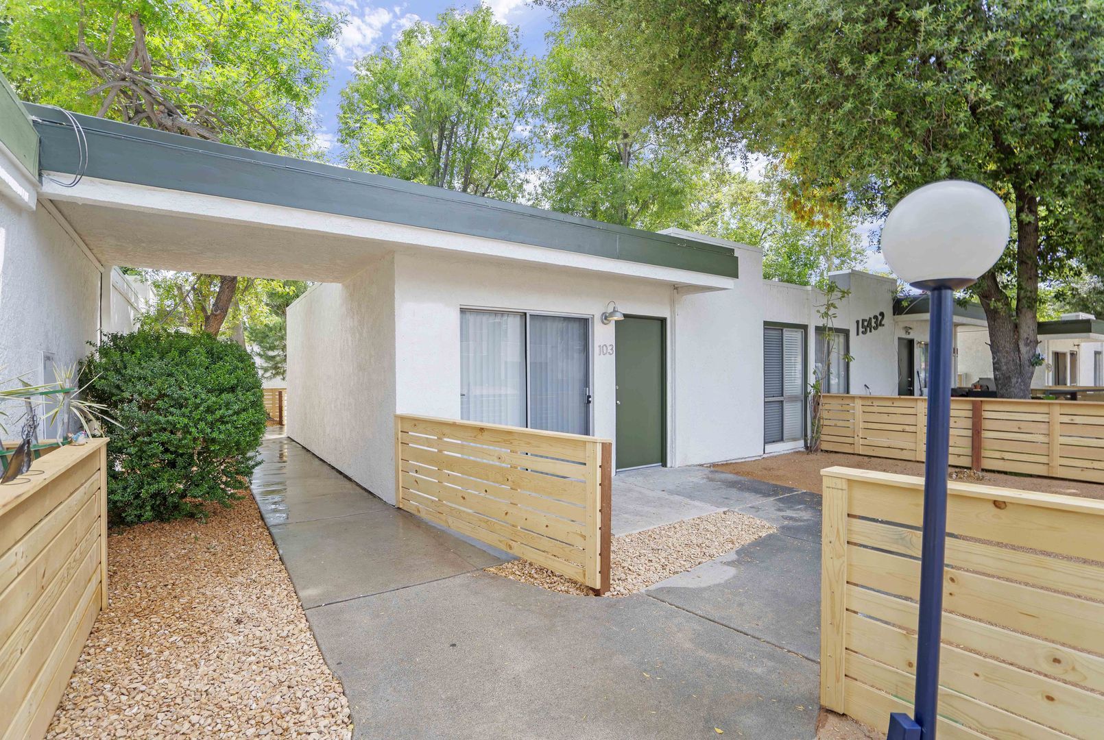 Building Photo - Individual Bungalows: All 1 bedroom/ 1 bat...