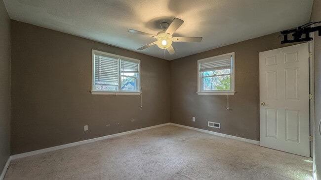 Building Photo - 1346 Tallwood St