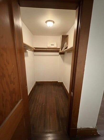 Building Photo - 61 Kimberly Ave