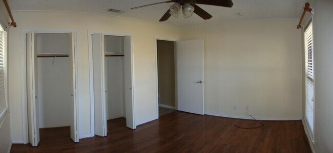 Building Photo - 202 Margarita Dr