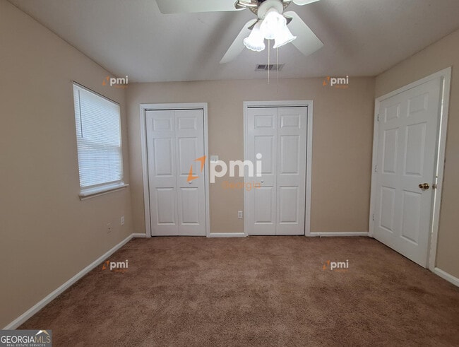 Building Photo - 204 Westcliff Center St