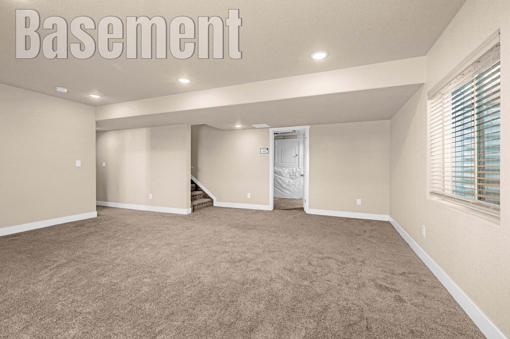 Building Photo - 5168 Roundhouse Dr