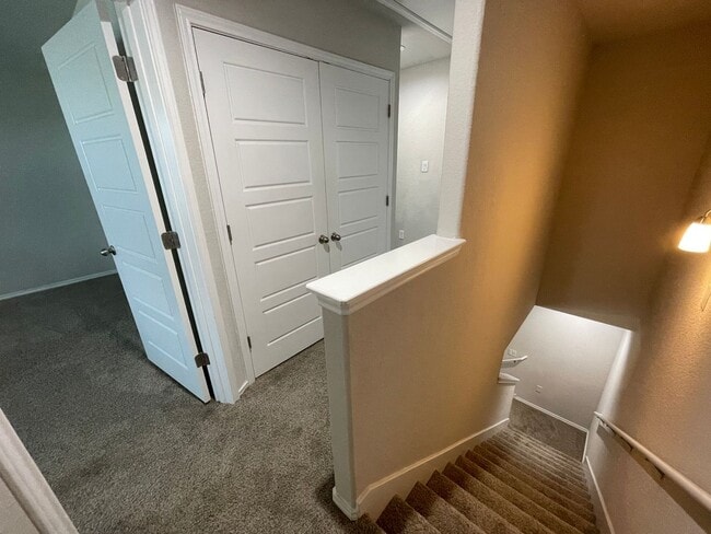 Building Photo - Luxury 3/2.5 Townhouse in NBTX