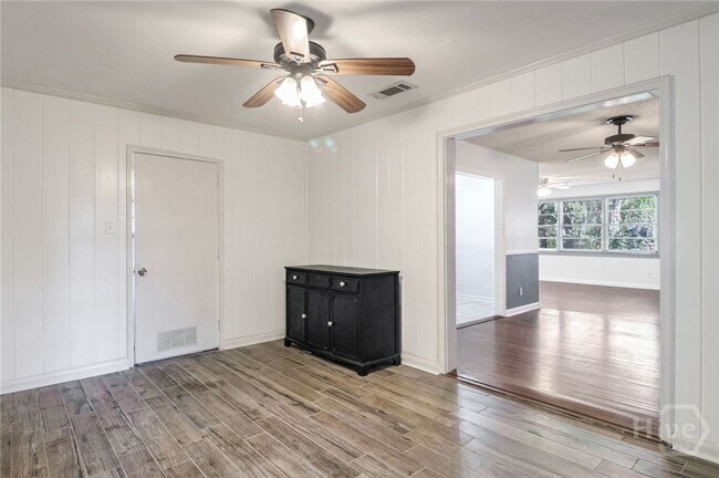 Building Photo - 5209 Habersham St