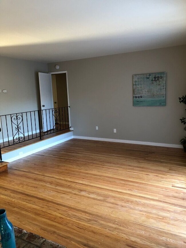 Building Photo - CAMBRIAN- Corner lot