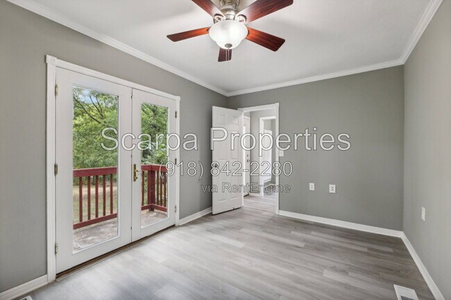 Building Photo - 734 N Walnut Creek Dr