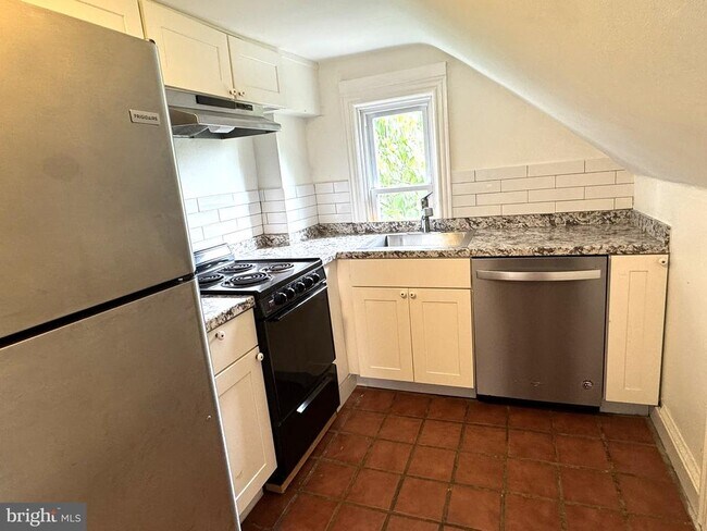 Building Photo - 197 Witherspoon St