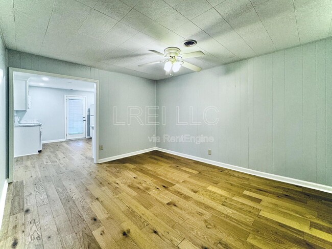 Building Photo - 40 Stumps Ln