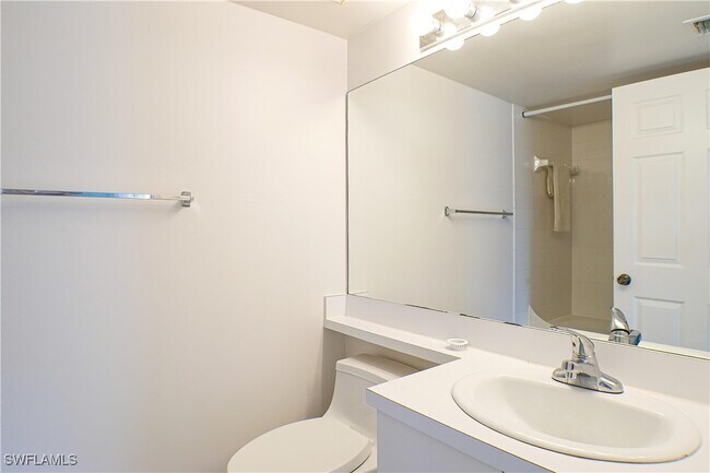 Building Photo - 8861 Colonnades Ct W