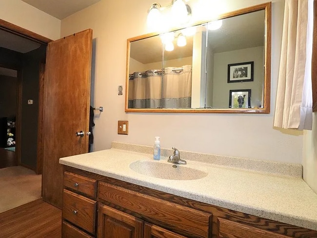 Building Photo - Click the “Apply Now” button or email wapmrentals@gmail.com for a prompt response.