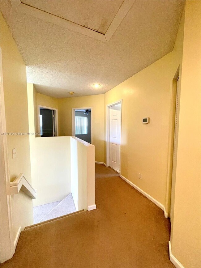 Building Photo - 160 NW 97th Terrace
