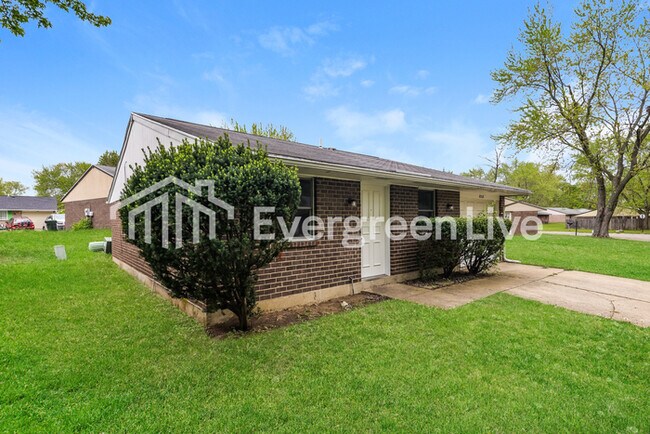 Building Photo - 8208 Mt Charles Dr