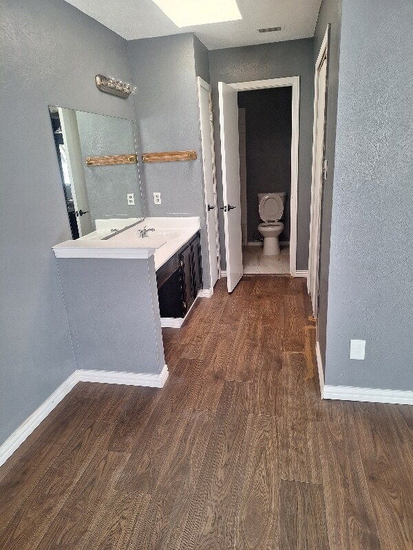 Building Photo - 2123 Chatham Square Ct