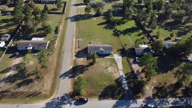 Building Photo - 11720 W Small Oaks Ln