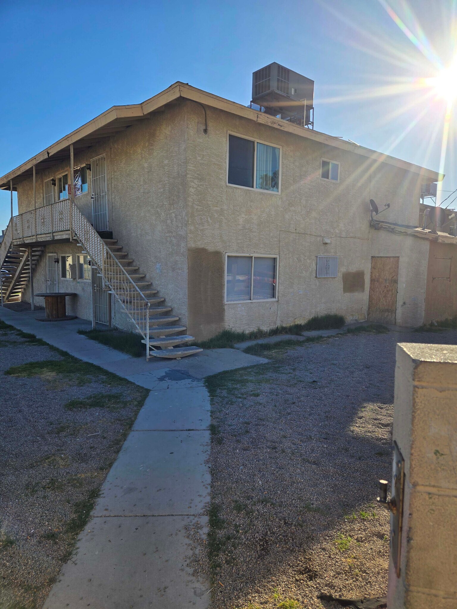 Building Photo - 485 North Cir