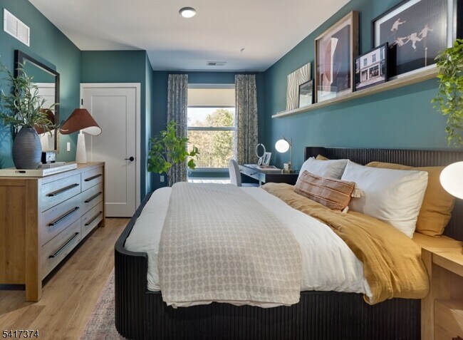 Building Photo - 51 Okner Pkwy