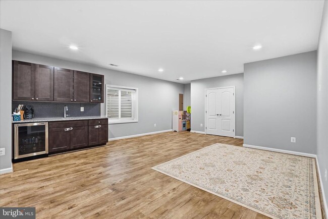 Building Photo - 42522 Stratford Landing Dr