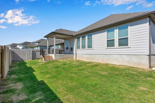Building Photo - 120 Birkshire Dr