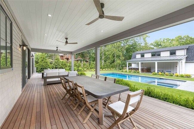 Building Photo - 23 Bayview Rd