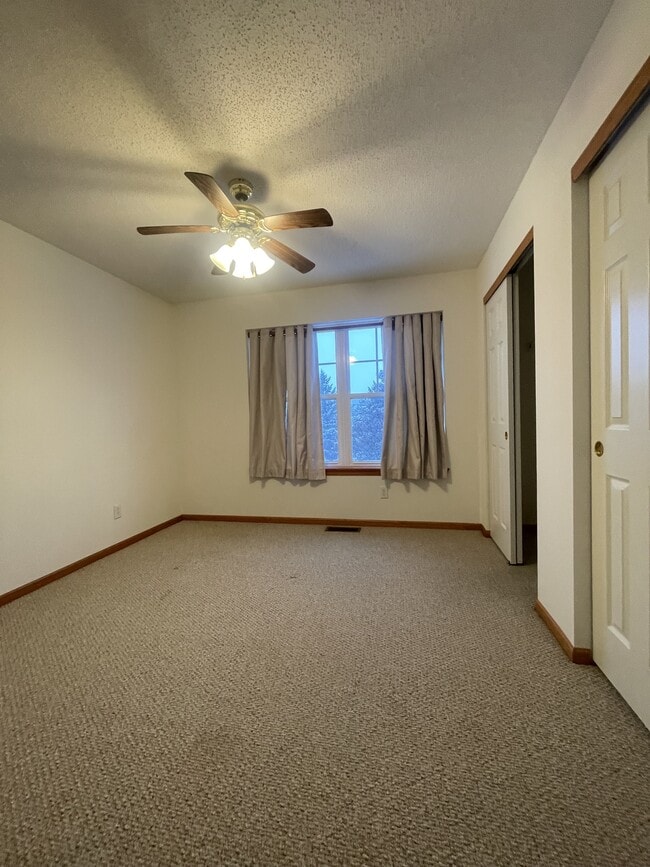 Building Photo - 17041 Embers Ave