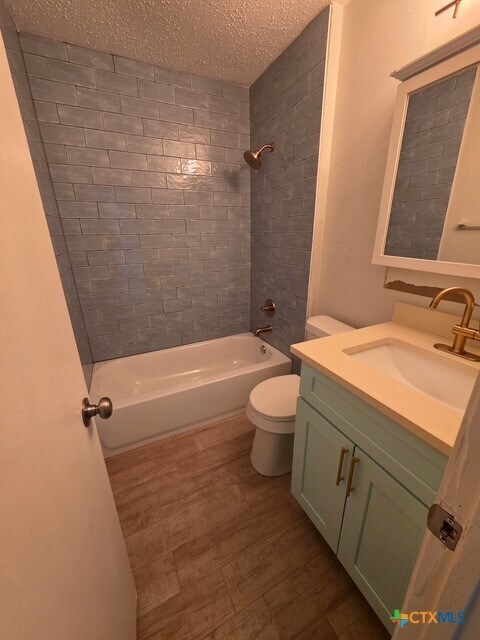 Building Photo - 2010 S 15th St