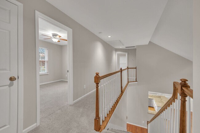 Building Photo - Spotless home for rent in sought after Fie...