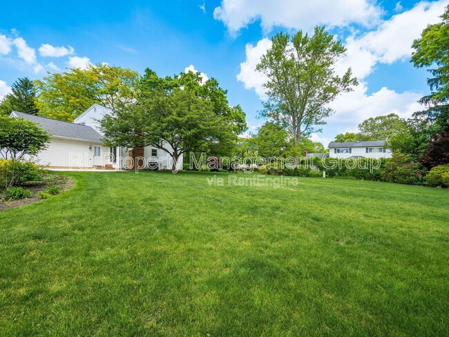 Building Photo - 1627 Keats Ct