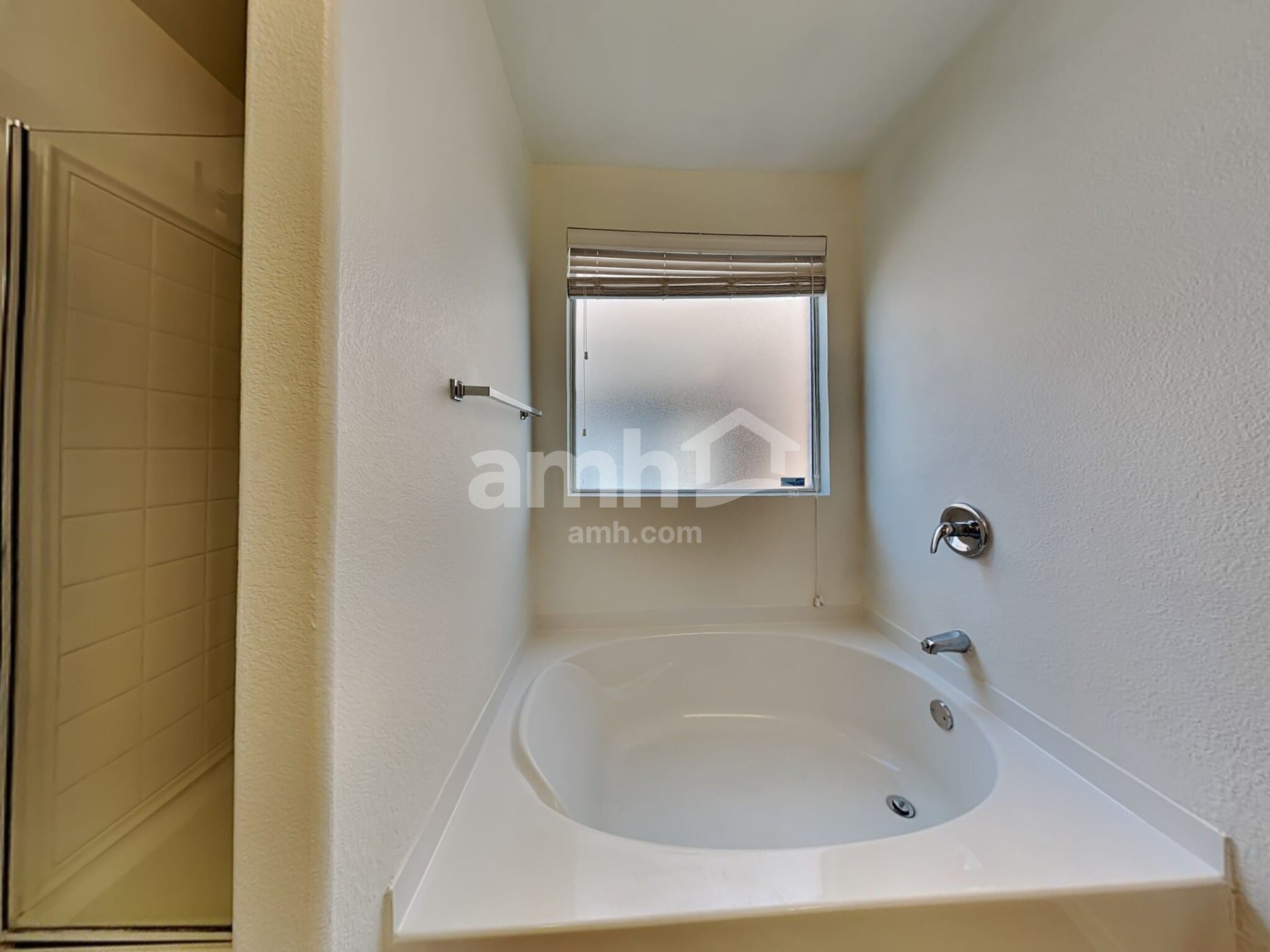 Building Photo - 1246 Yukon Dr