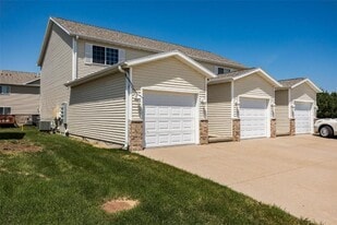 Building Photo - 17 Alydar Dr