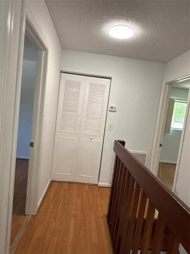 Building Photo - 115 San Remo Blvd