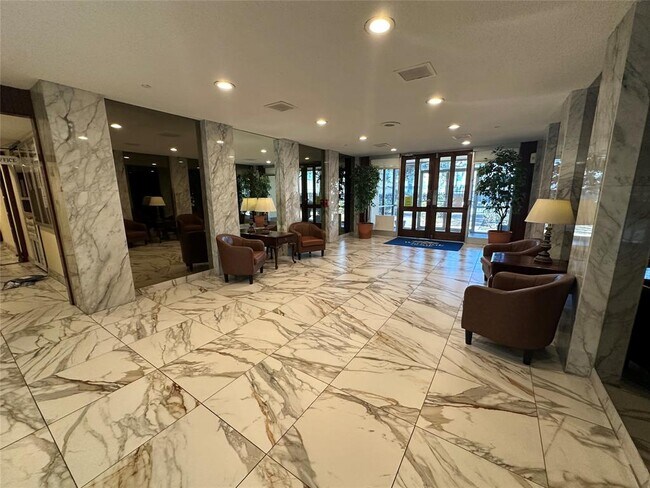 Building Photo - 7510 Hornwood Dr
