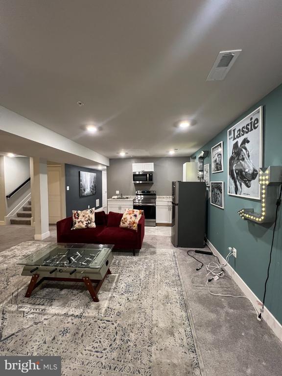 Building Photo - 4563 Shakespeare Cir