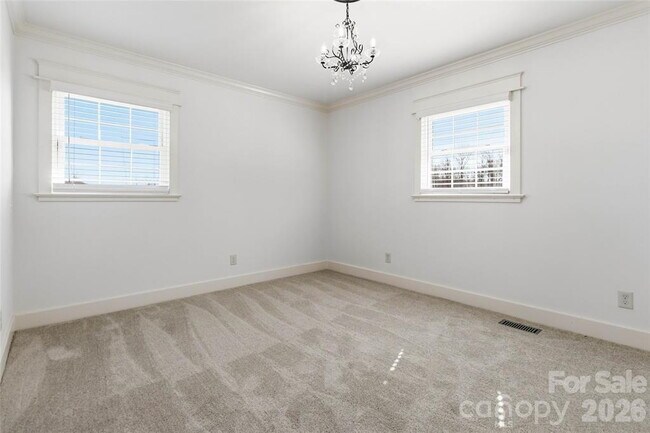 Building Photo - "Spacious 5-Bed, 3-Bath Sanctuary with 3,064 Sq Ft of Comfort in Waxhaw, NC!"
