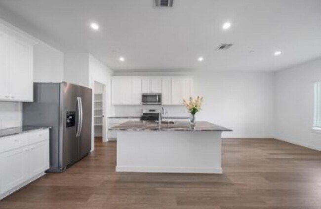 Building Photo - 3706 Bartlett Spgs Ct