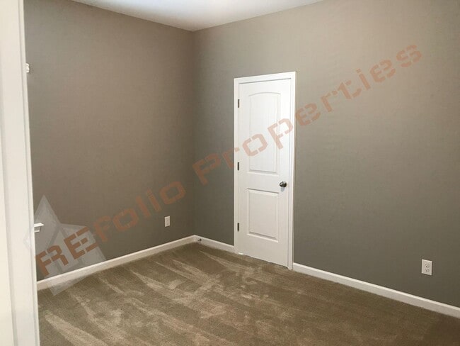 Building Photo - 4045 Reunion Creek Pkwy