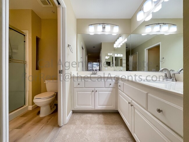 Building Photo - 260 Caldecott Ln