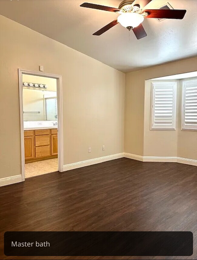 Building Photo - 11926 Privet Pl