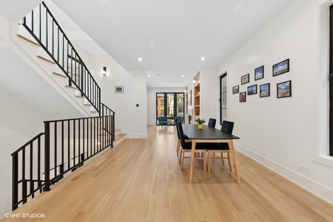 Building Photo - 1844 N Maud Ave