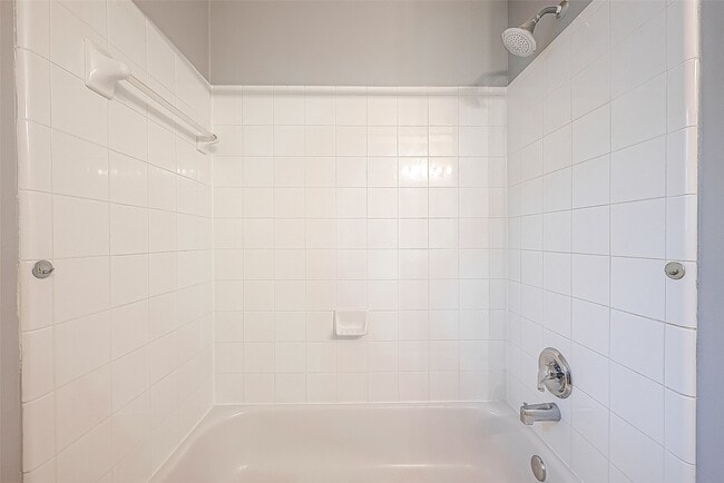 Building Photo - 13835 Desert Canyon Dr