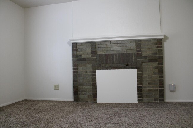 Building Photo - 372 I St