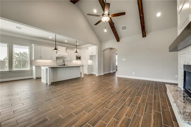 Building Photo - 8240 Scharmels Ln