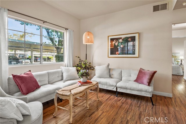 Building Photo - 45 Via Prado