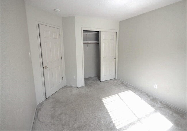 Building Photo - 14424 Mowsbury Dr