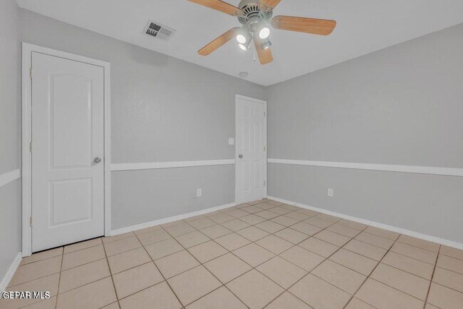 Building Photo - 12255 Via Del Rio