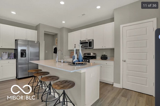 Building Photo - 1104 Sunderland Dr