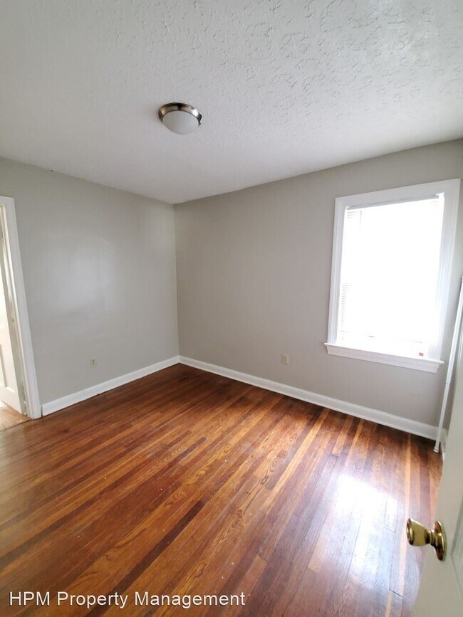 Building Photo - 3 br, 1.5 bath House - 1104 Hardesty Blvd