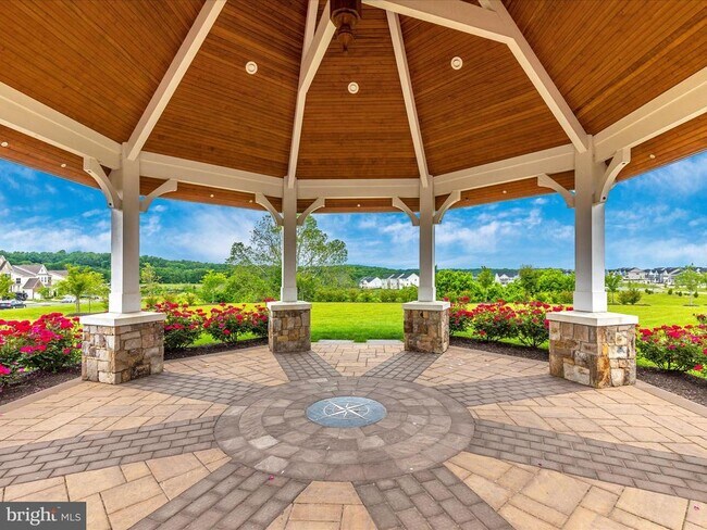 Building Photo - 11115 Hazelnut Ln